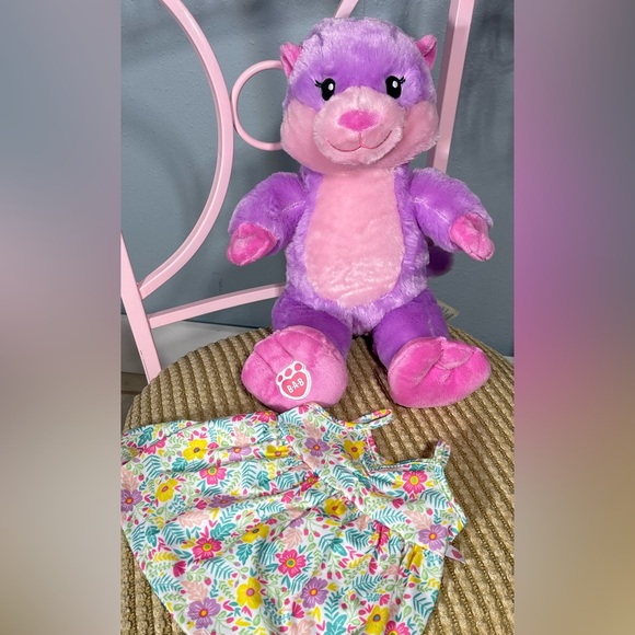 BUILD-A-BEAR Otterly Adorable Otter 16” Plush Animal and BAB Floral Maxi Dress - Picture 4 of 7